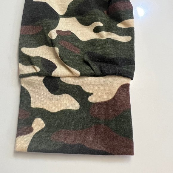 Camo Savage Youth Large (14-16) Pullover With Raised Letter Long Sleeve NWT - Picture 3 of 8